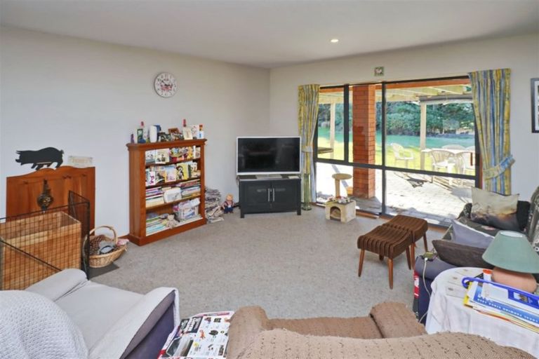 Photo of property in 237 School Road, West Eyreton, Rangiora, 7475