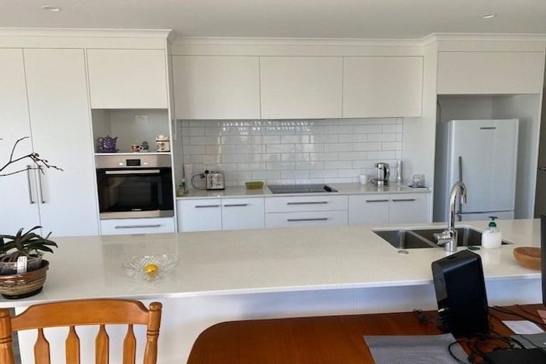 Photo of property in 51 Bert Wall Drive, Omokoroa, 3114