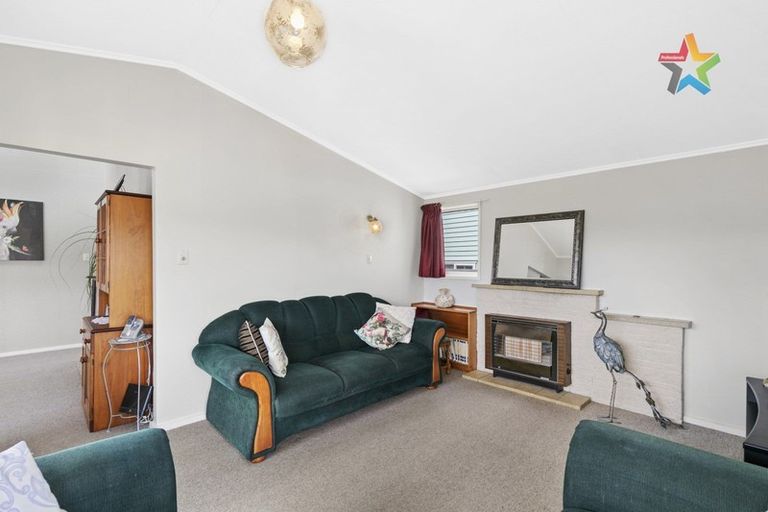 Photo of property in 11 Lord Street, Stokes Valley, Lower Hutt, 5019