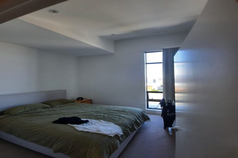 Photo of property in 14 Cochrane Road, Hobsonville, Auckland, 0616