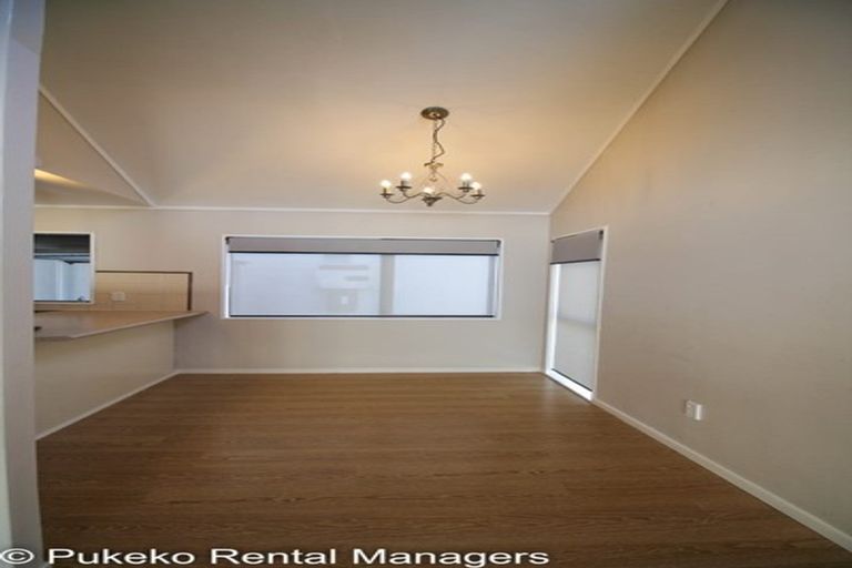 Photo of property in 1/23 Beaumaris Way, Conifer Grove, Takanini, 2112