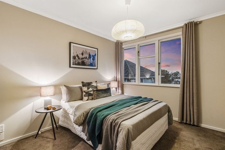 Photo of property in 4 Nutsey Avenue, Northcote, Auckland, 0627