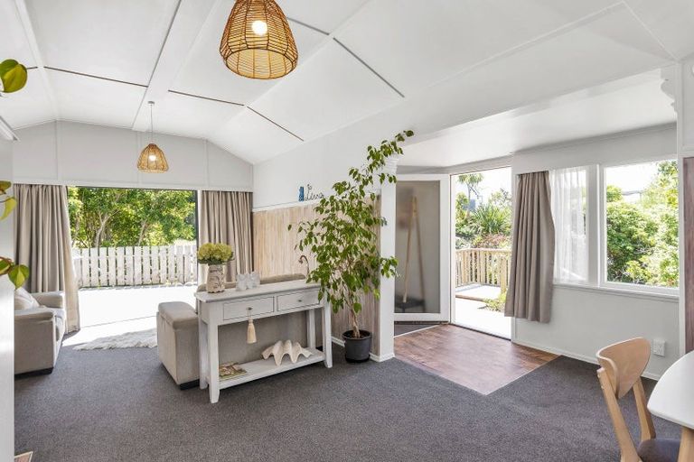 Photo of property in 12 Arawa Street, Raumati Beach, Paraparaumu, 5032