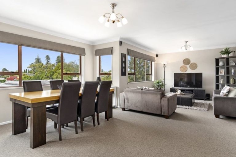 Photo of property in 33 Glenn Terrace, Otumoetai, Tauranga, 3110
