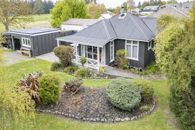 Photo of property in 178a High Street, Oxford, 7430