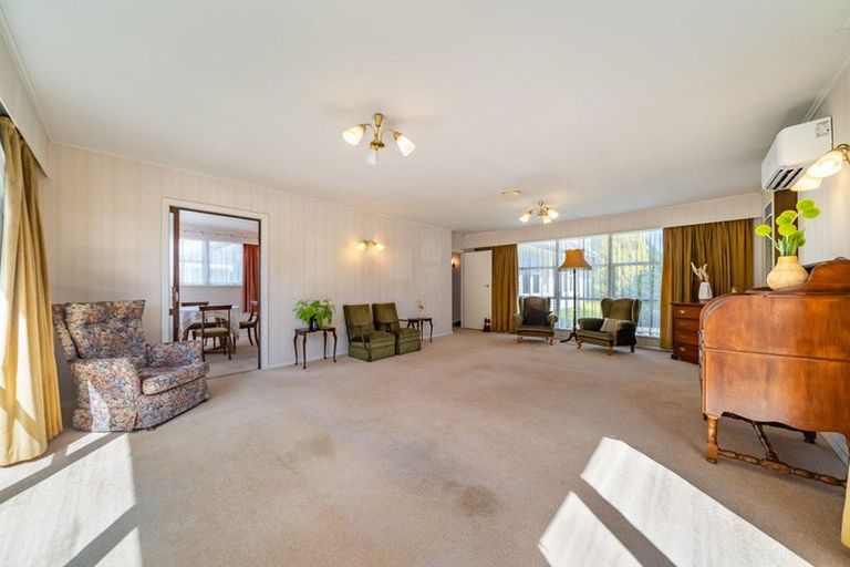 Photo of property in 52 Shakespeare Avenue, Trentham, Upper Hutt, 5018