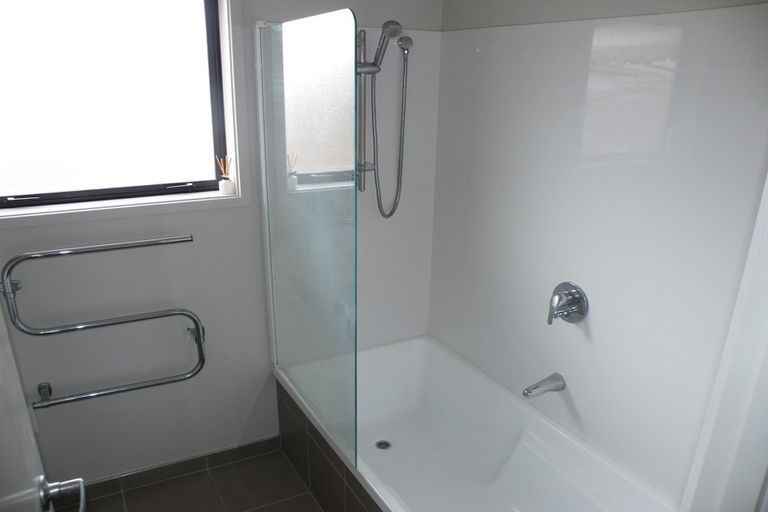 Photo of property in 12 Barwick Place, Stanmore Bay, Whangaparaoa, 0932