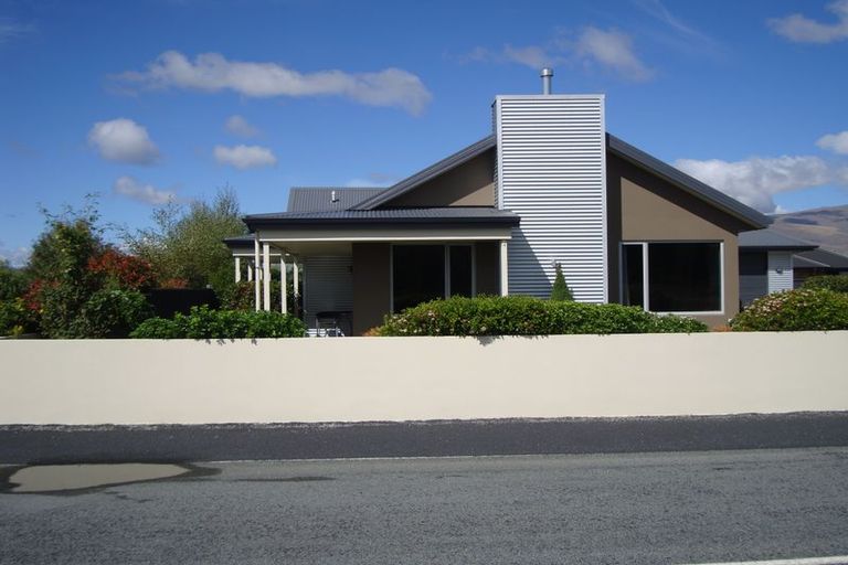 Photo of property in 26 Irishman Drive, Twizel, 7901