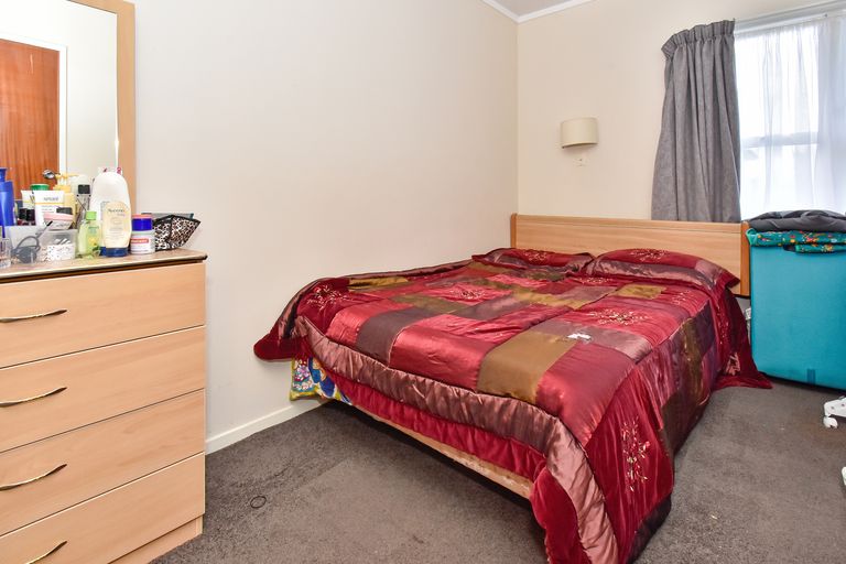 Photo of property in 1/42 Wallace Road, Papatoetoe, Auckland, 2025