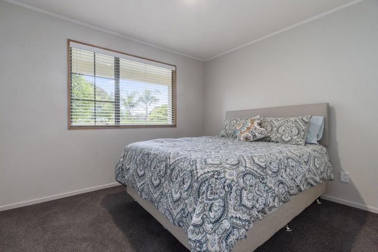 Photo of property in 79 Sunny Crescent, Huapai, Kumeu, 0810