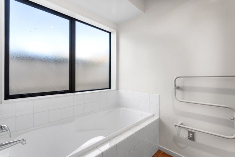 Photo of property in 12 Riverview Road, Rangiora, 7400