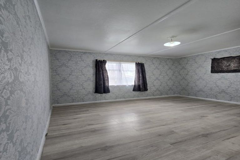 Photo of property in 1 Pilrig Place, Tokoroa, 3420