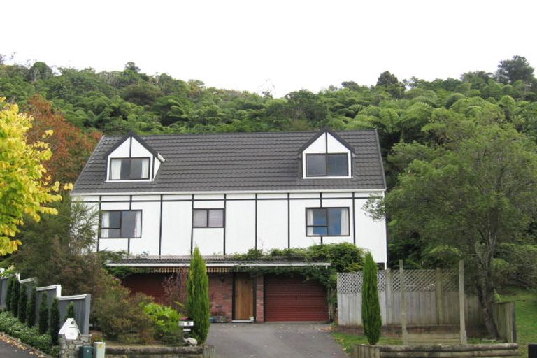 Photo of property in 14 Pioneer Grove, Silverstream, Upper Hutt, 5019