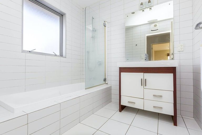 Photo of property in 869b High Street, Boulcott, Lower Hutt, 5011