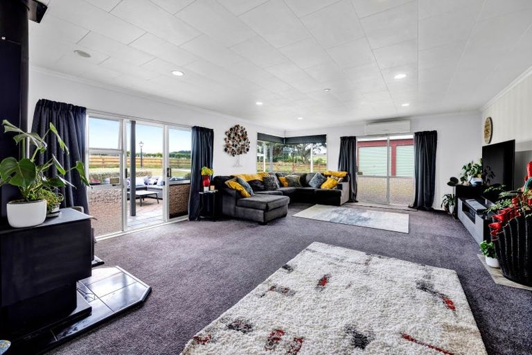 Photo of property in 540 Finnerty Road, Cardiff, Stratford, 4391