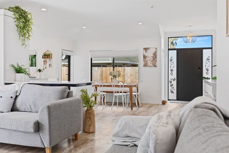 Photo of property in 27 Seychelles Drive, Papamoa Beach, Papamoa, 3118