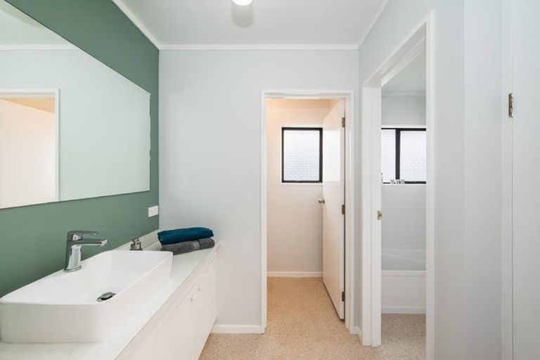 Photo of property in 19a Ruru Street, Waikanae, 5036