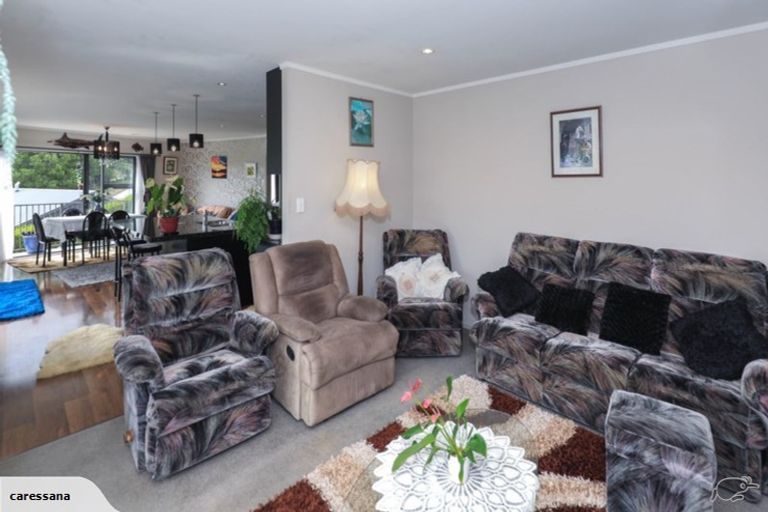 Photo of property in 161 Kimihia Road, Huntly, 3771