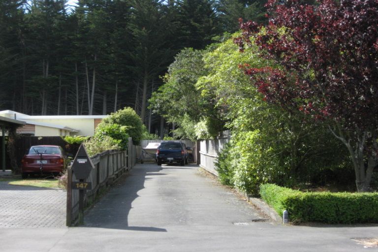 Photo of property in 147 Royal Park Drive, Parklands, Christchurch, 8083