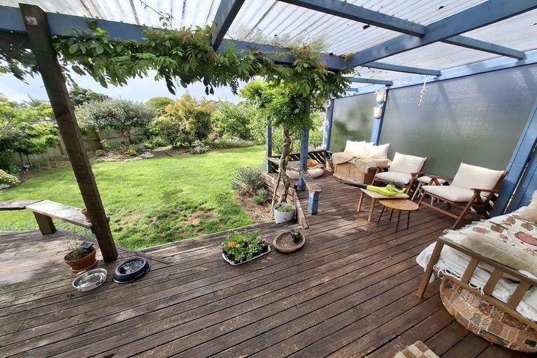 Photo of property in 6 Blackmore Street, Lynmouth, New Plymouth, 4310