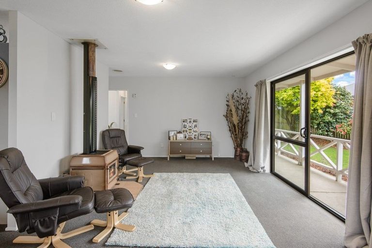 Photo of property in 37 Mclaughlins Road, Darfield, 7510