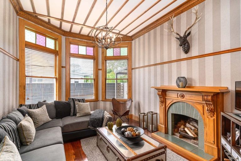 Photo of property in 5 Queen Street, Feilding, 4702