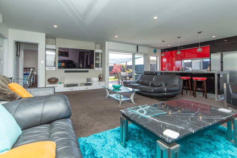 Photo of property in 32 Caithness Street, New Brighton, Christchurch, 8083