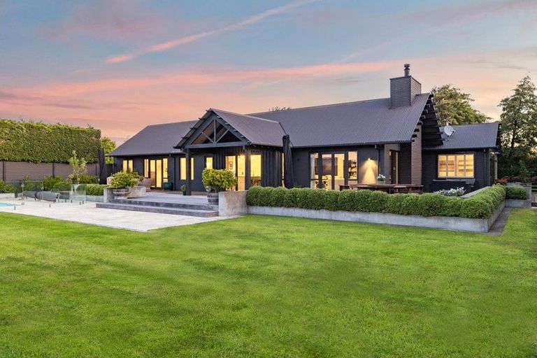 Photo of property in 79 Milns Road, Halswell, Christchurch, 8025