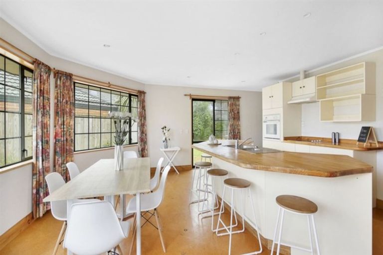 Photo of property in 36 Orlando Crescent, Waimairi Beach, Christchurch, 8083