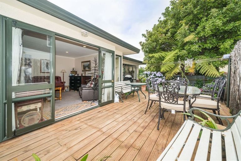 Photo of property in 6a Franklin Avenue, Hokowhitu, Palmerston North, 4410