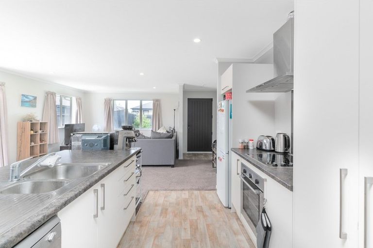 Photo of property in 38 Karere Avenue, Marshland, Christchurch, 8083