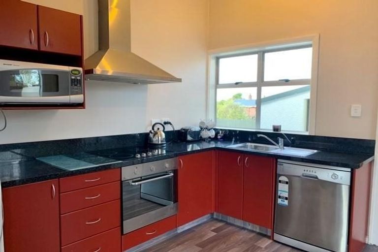 Photo of property in 141 Selwyn Street, Waimataitai, Timaru, 7910