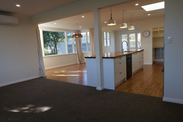 Photo of property in 70a Rimu Road, Raumati Beach, Paraparaumu, 5032