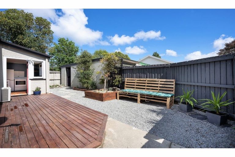 Photo of property in 97 Olliviers Road, Phillipstown, Christchurch, 8011