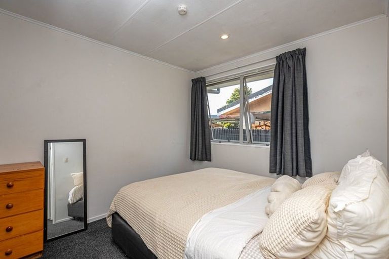 Photo of property in 11 Amberley Avenue, Westbrook, Palmerston North, 4412