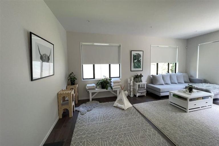 Photo of property in 1235 East Coast Road, Redvale, Albany, 0794