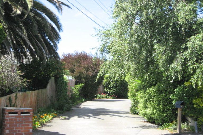 Photo of property in 9 Odie Place, Wainoni, Christchurch, 8061