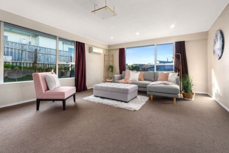 Photo of property in 50 Discovery Drive, Whitby, Porirua, 5024