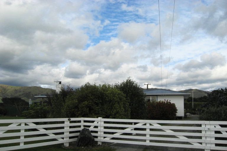 Photo of property in 32 East Road, Shannon, 4821