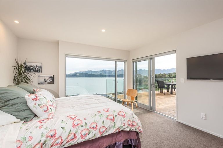 Photo of property in 7 Te Wharau Lane, Charteris Bay, Lyttelton, 8971