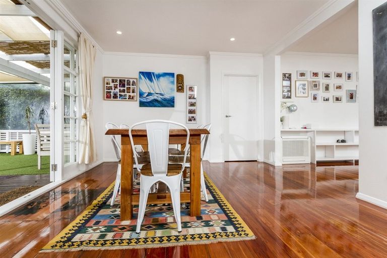 Photo of property in 202 Lake Road, Belmont, Auckland, 0622