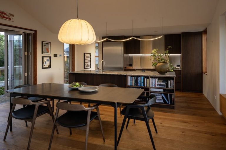 Photo of property in 41a The Crescent, Roseneath, Wellington, 6011