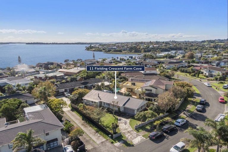 Photo of property in 11 Fielding Crescent, Farm Cove, Auckland, 2012