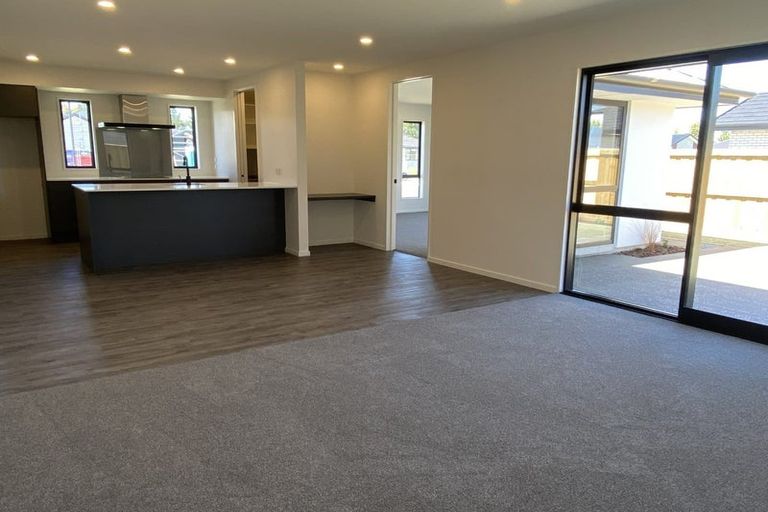 Photo of property in 157 Shillingford Boulevard, Rolleston, 7615