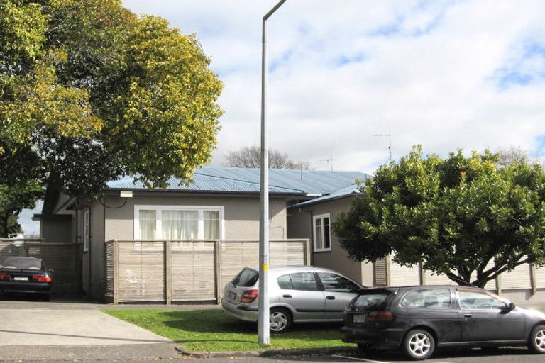 Photo of property in 28 Fourth Avenue, Tauranga, 3110