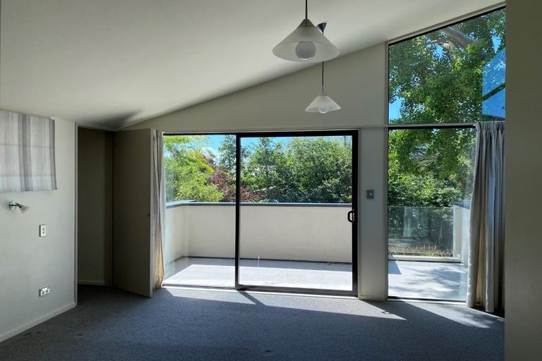 Photo of property in 4 Kahikatea Lane, Riccarton, Christchurch, 8011