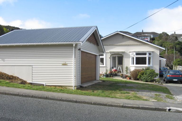 Photo of property in 60 Parkvale Road, Karori, Wellington, 6012