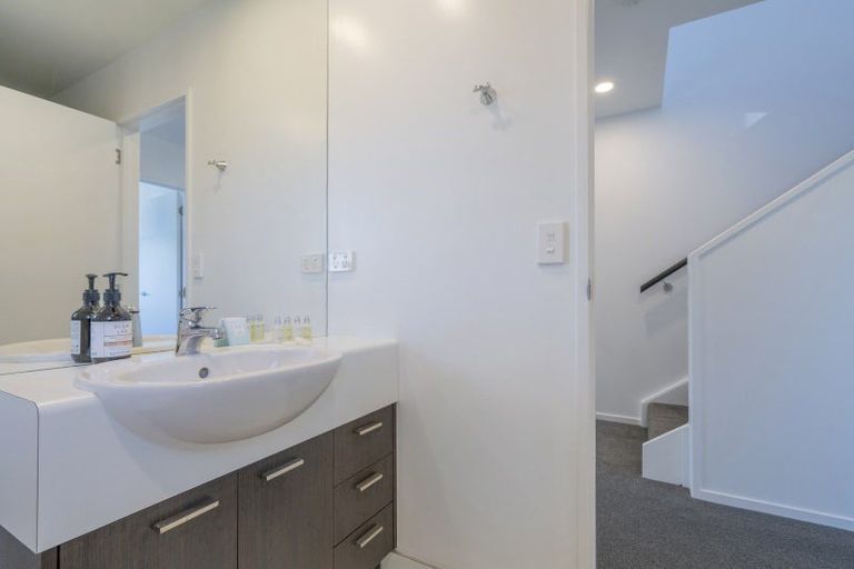 Photo of property in 27/1 Centennial Drive, Whitianga, 3510