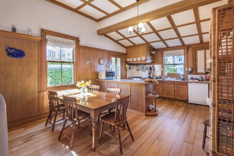 Photo of property in 22 Mays Street, Devonport, Auckland, 0624