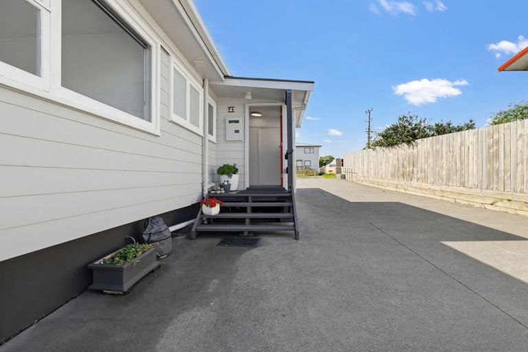 Photo of property in 5 Hetherington Road, Ranui, Auckland, 0612